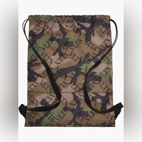 Valentino Logo Camo Print Drawstring Backpack (Green Wood/Ivory/Nero) - Picture 2 of 7
